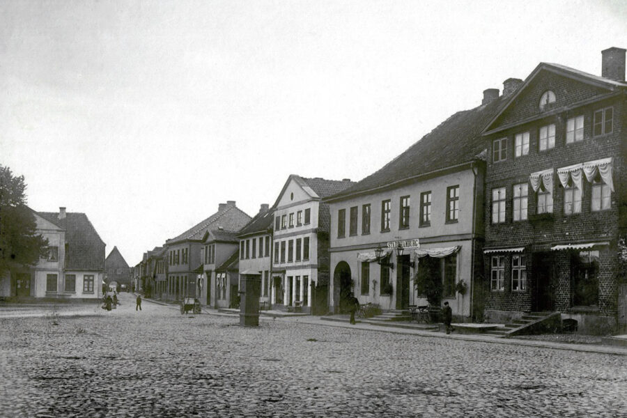 Neustadt in Holstein - Marktplatz Ostseite