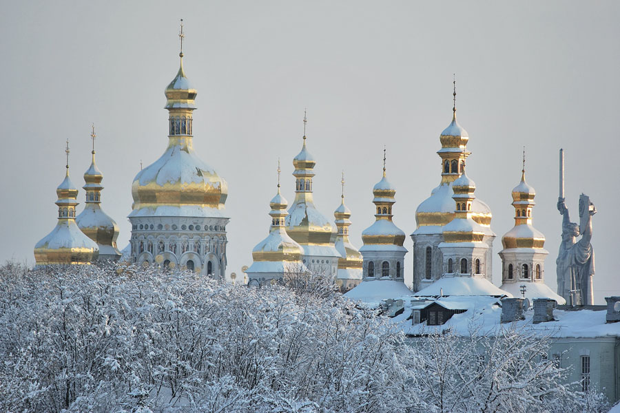 Kiew - Höhlenkloster mit Mariä-Himmelfahrts-Kathedrale und Allerheiligenkirche