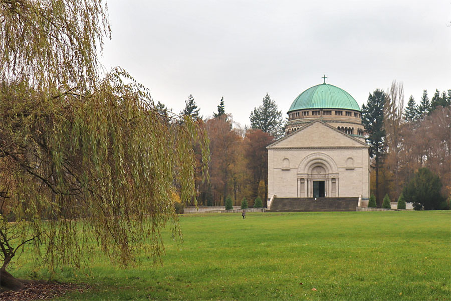 Bückeburg - Mausoleum im Schlosspark