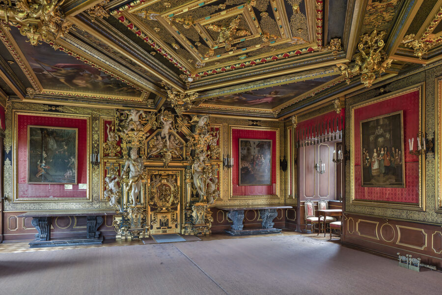 Bückeburg - Schloss - Goldener Saal mit Götterpforte