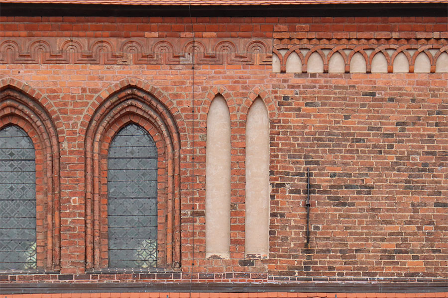 Lehnin - Zisterzienserklosterkirche - Baunaht am Obergaden
