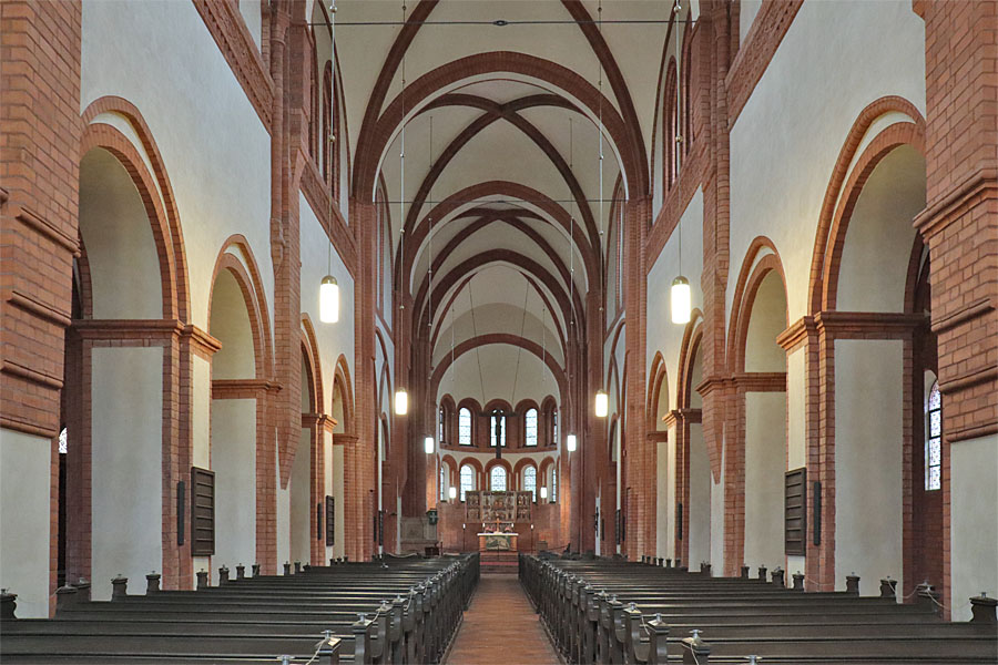 Lehnin - Zisterzienserklosterkirche - Mittelschiff