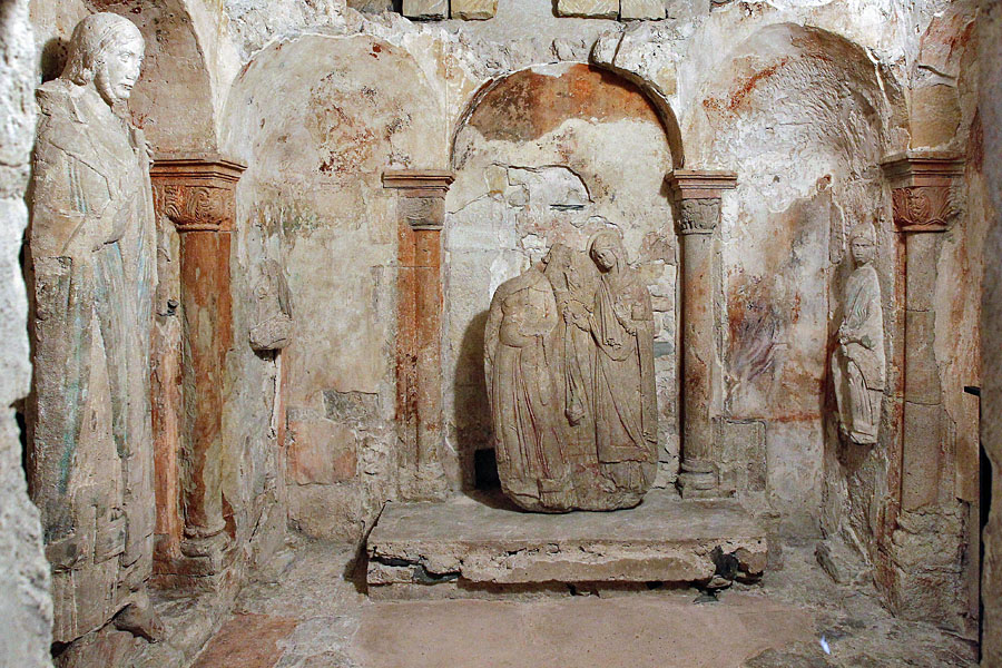Stiftskirche Gernrode - Heiliges Grab - Inneres der Hauptkammer