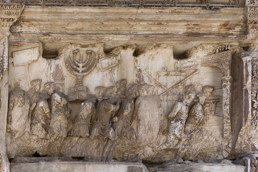 Titusbogen Rom - Plünderung des jüdischen Tempels in Jerusalem