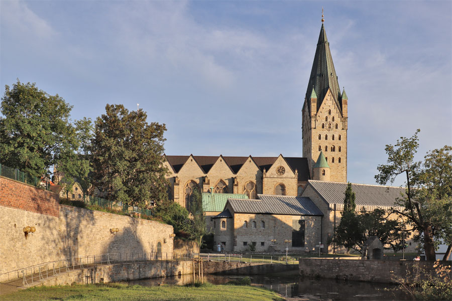 Paderborn - Dom, Pfalz und Paderquellen