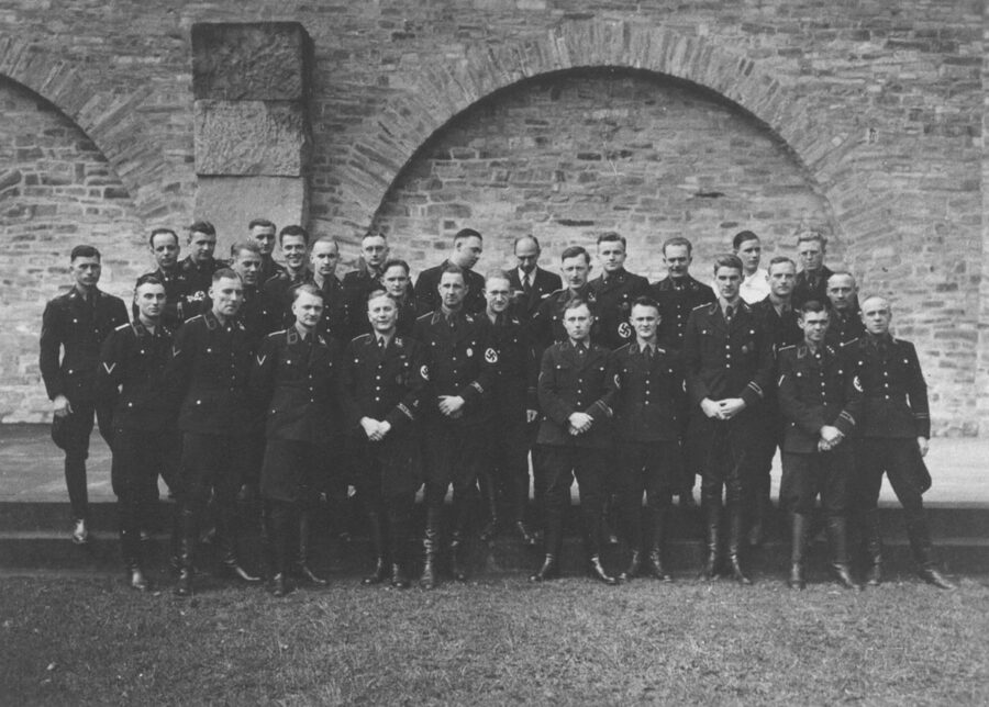 Burgmannschaft der Wewelsburg