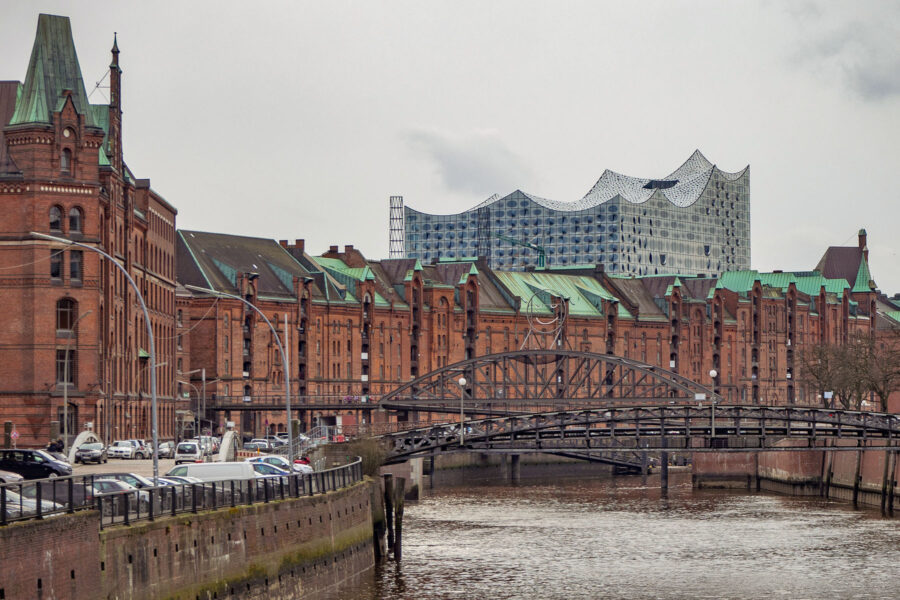 Hamburger Speicherstadt - Zollkanal