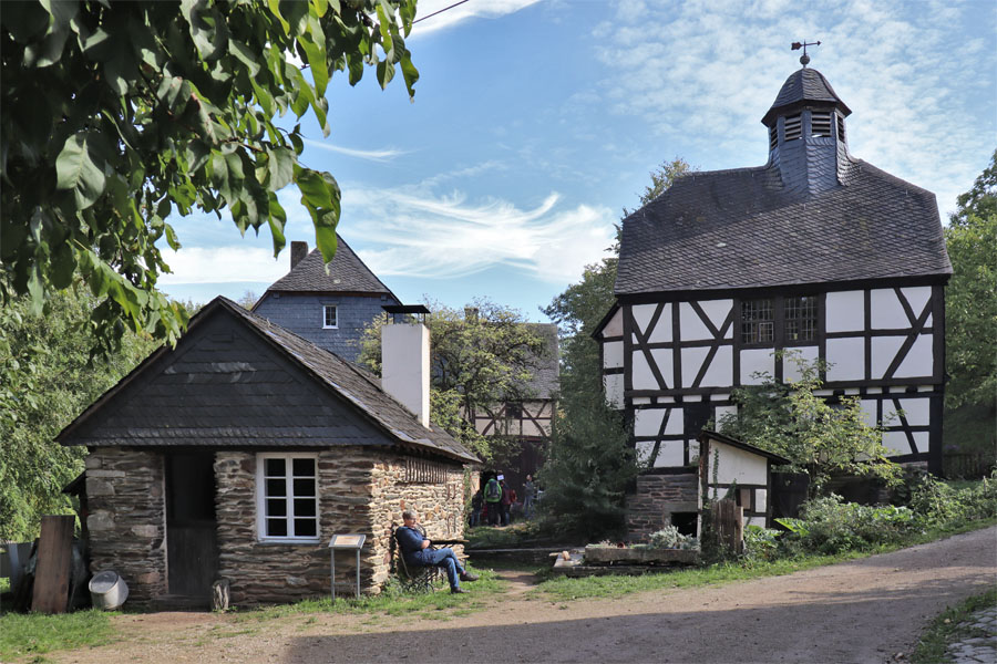 Roscheider Hof - Hunsrück-Dorf