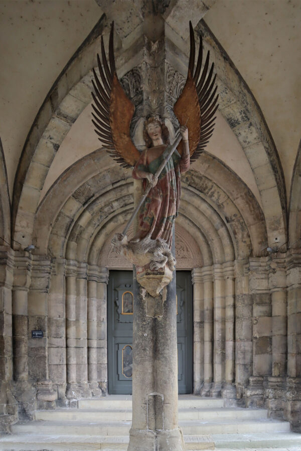 Schwäbisch Hall - St. Michael - Kirchenpatron St. Michael