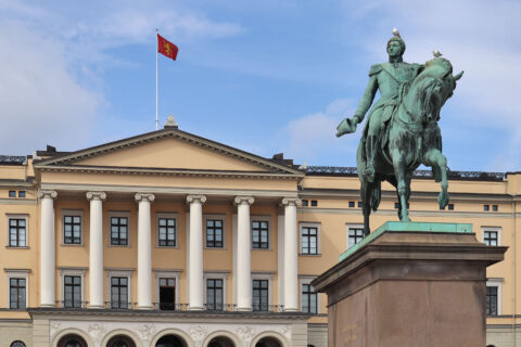 Oslo - Reiterstandbild von Karl III. Johann vor dem könglichen Schloss