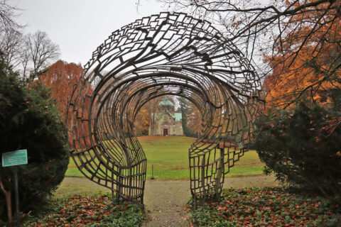 Friedhof Ohlsdorf - Anonymer Urnenhain und Mausoleum Riedemann