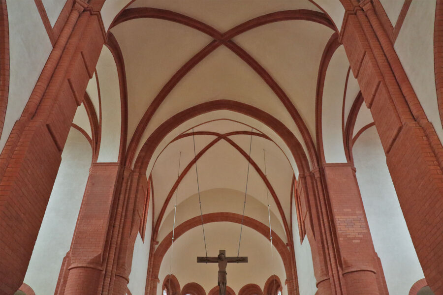 Lehnin - Zisterzienserklosterkirche - Vierung