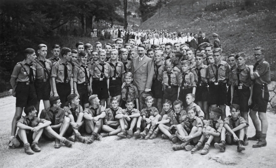 Hitler und die Hitlerjugend