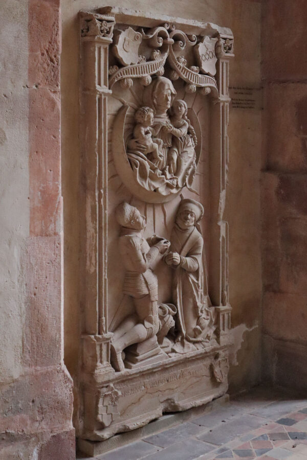 Kloster Eberbach - Grabstein für Adam von Allendorf und seine Gemahlin Maria Specht von Bubenheim